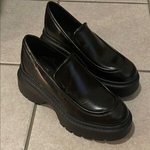 MICHAEL Michael Kors Black Platform Loafers size 8